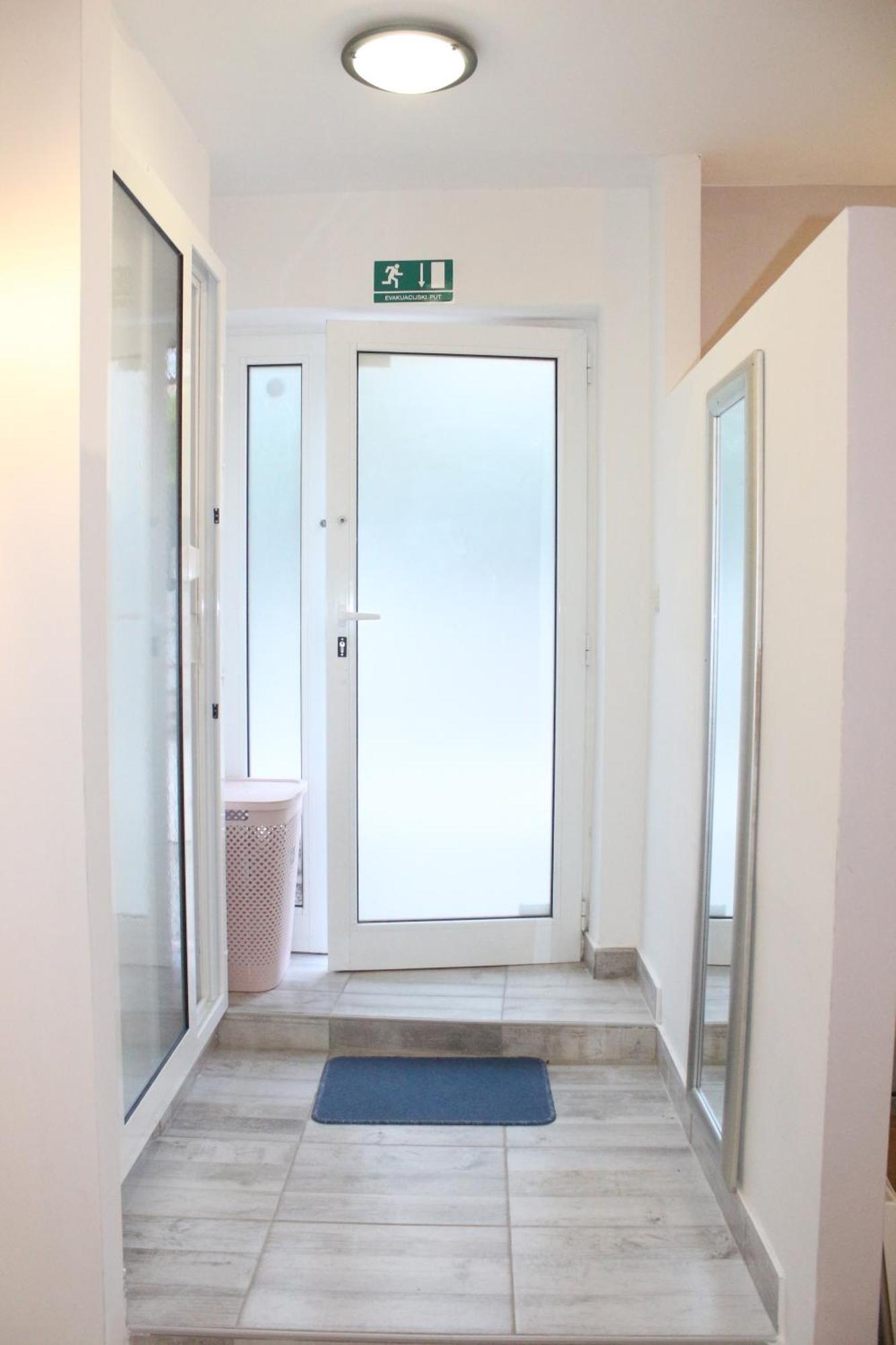 Klarisa City Center Apartment With Terrace Сплит Екстериор снимка